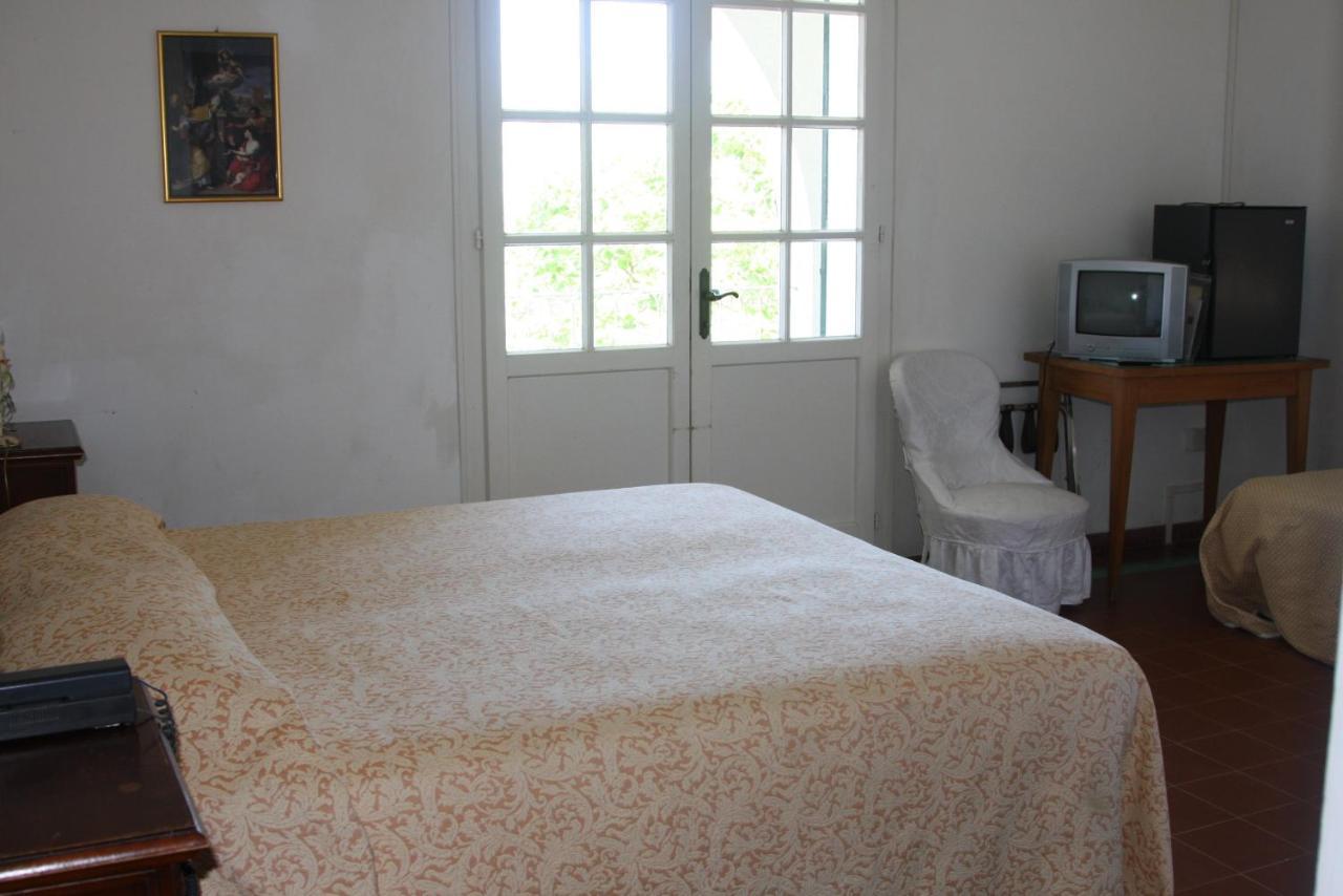 Hotel Villa Furia Bellaria-Igea Marina Ngoại thất bức ảnh