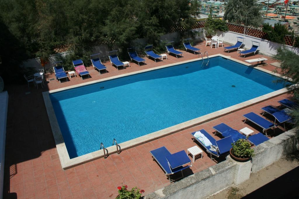Hotel Villa Furia Bellaria-Igea Marina Ngoại thất bức ảnh
